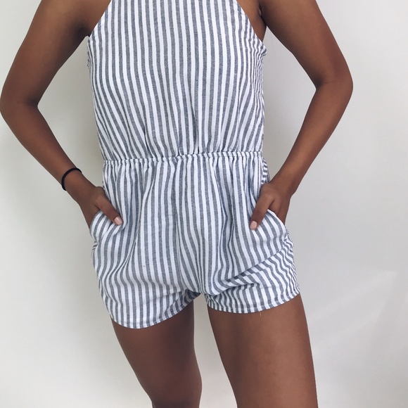 🆕 Jess - Striped Strappy Romper - Picture 2 of 4
